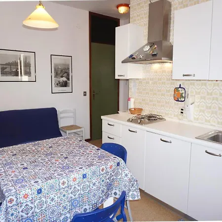 Refurbished Flat For 4 In Porto Santa Margherita di Caorle